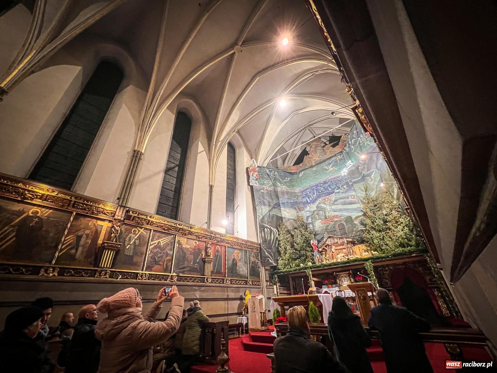Zdjęcie w galerii na portalu naszraciborz.pl: Cicha noc, święta noc z raciborskiej fary [WIDEO] wiadomości z regionu