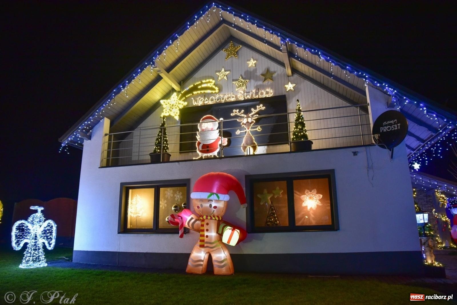 Zdjęcie w galerii na portalu naszraciborz.pl: Śląskie Griswoldowo, czyli Nowa Wioska zaprasza do świątecznego świata iluminacji wiadomości z regionu