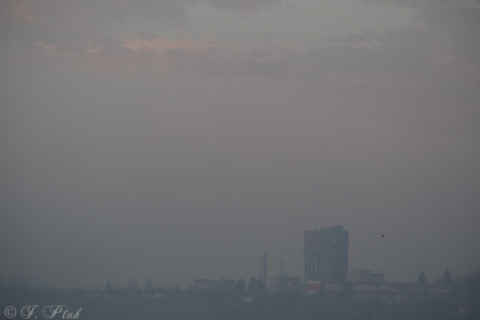Zdjęcie w galerii na portalu naszraciborz.pl: Takie mamy dziś powietrze. Służby ostrzegają! [FOTO] wiadomości z regionu