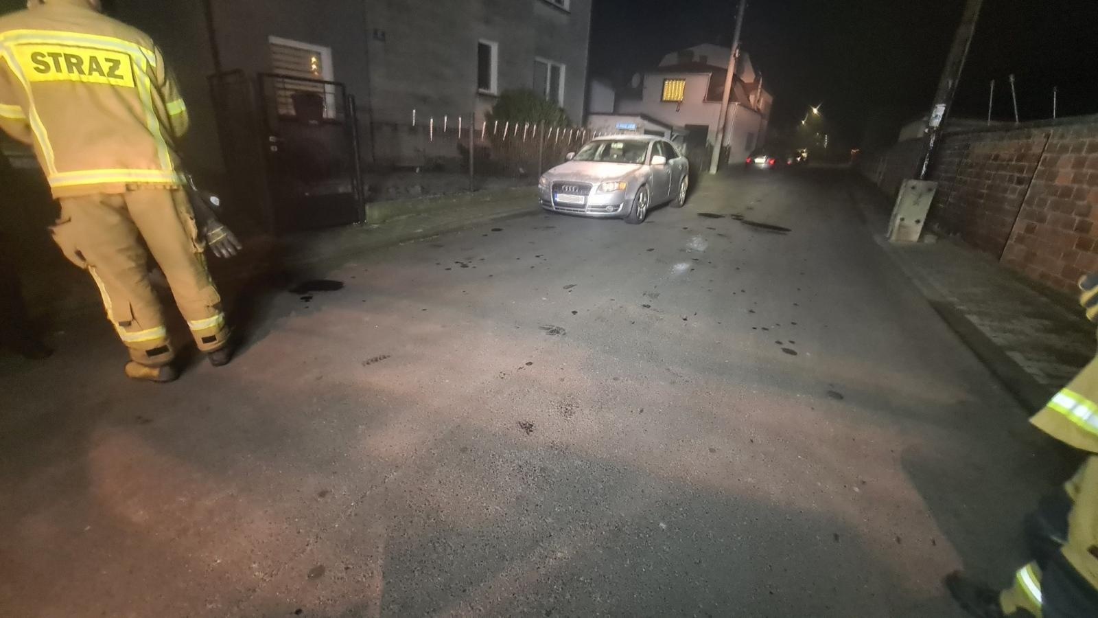 Zdjęcie w galerii na portalu naszraciborz.pl: Raport 998. Alarmy z czujek i plama na jezdni wiadomości z regionu