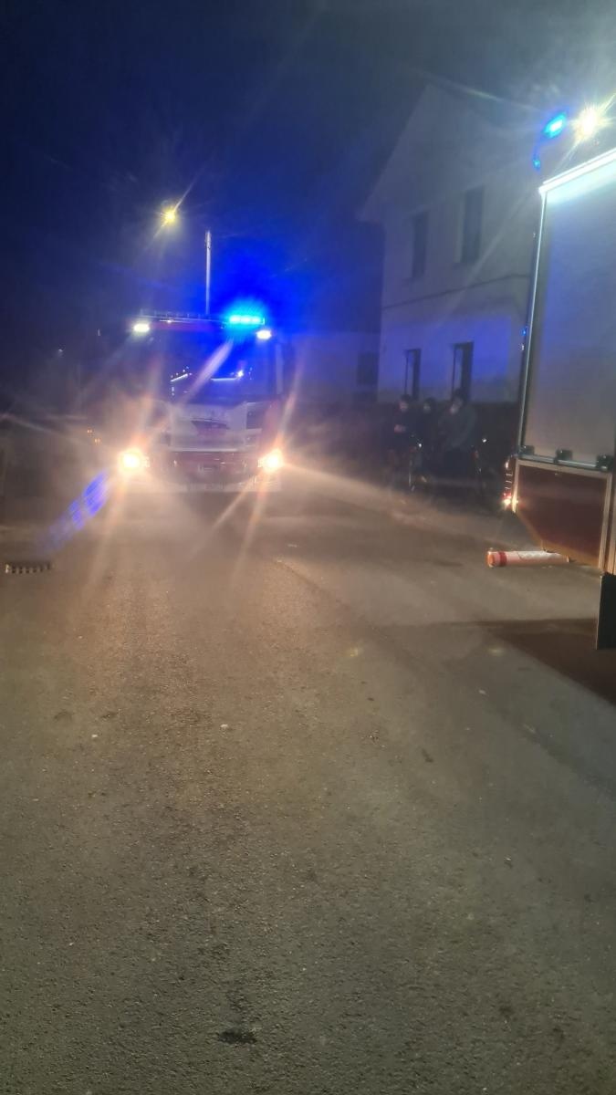 Zdjęcie w galerii na portalu naszraciborz.pl: Raport 998. Alarmy z czujek i plama na jezdni wiadomości z regionu