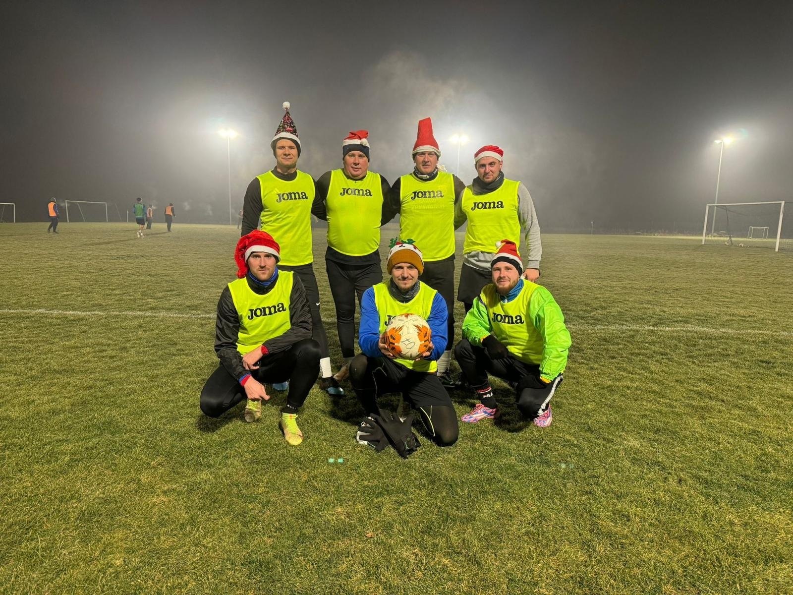 Zdjęcie w galerii na portalu naszraciborz.pl: Świąteczne Granie z LKS'em 07 Markowice – tradycja, która łączy! wiadomości z regionu