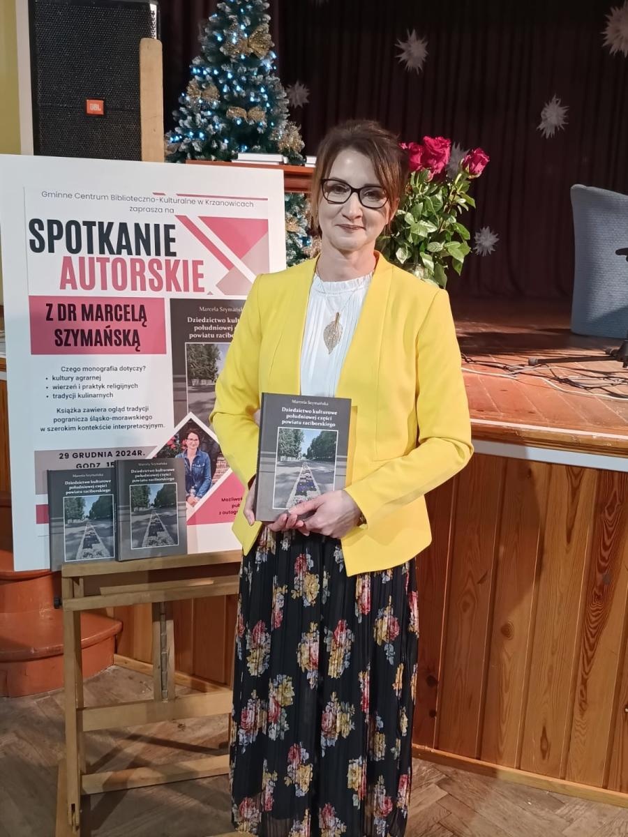 Zdjęcie w galerii na portalu naszraciborz.pl: Śląsko-morawskie pogranicze doczekało się kolejnej książki, tym razem dr Marceli Szymańskiej wiadomości z regionu
