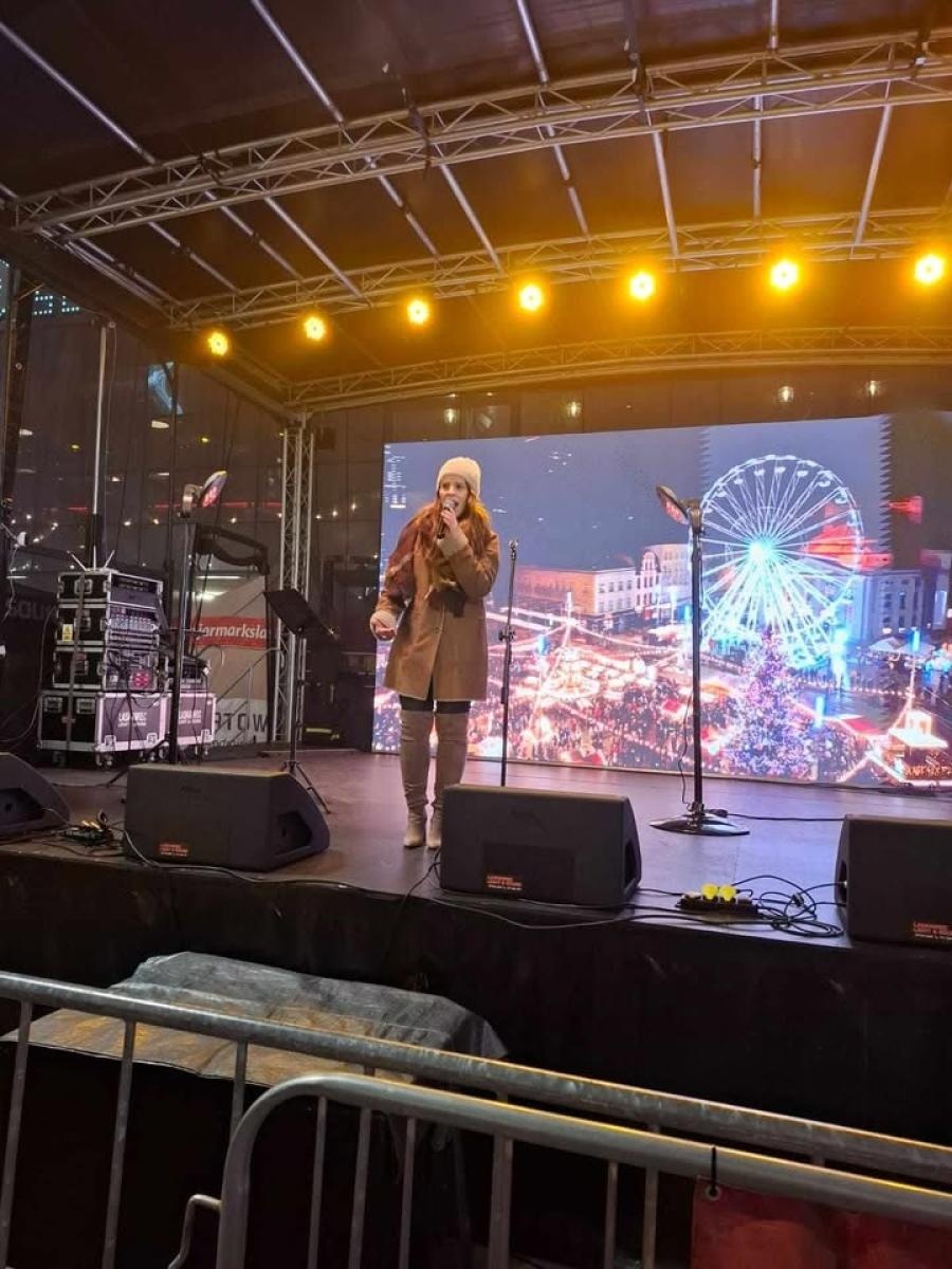 Zdjęcie w galerii na portalu naszraciborz.pl: Raciborzanki wystąpiły na jarmarku w Katowicach wiadomości z regionu