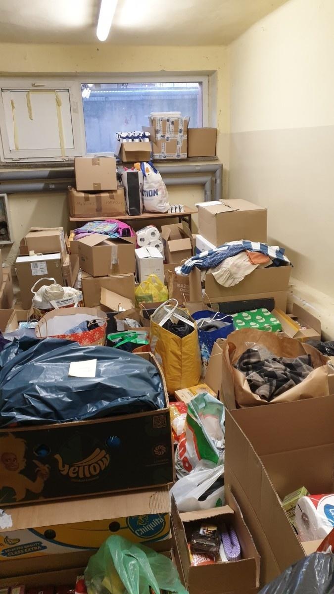 Zdjęcie w galerii na portalu naszraciborz.pl: Młodzieżowa Rada Miasta przeprowadziła świąteczną zbiórkę darów wiadomości z regionu