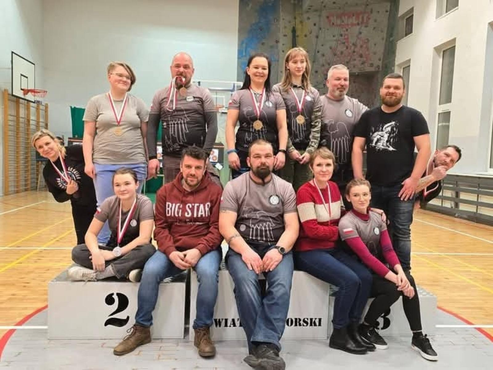 Zdjęcie w galerii na portalu naszraciborz.pl: Raciborski Lancaster. Zawody łucznicze w PCS na finał sezonu wiadomości z regionu