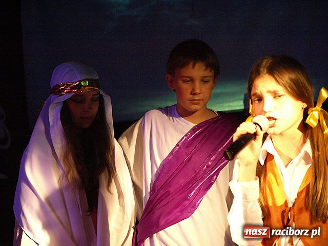 Zdjęcie w galerii na portalu naszraciborz.pl: Wieczór wigilijny w Trzynastce wiadomości z regionu