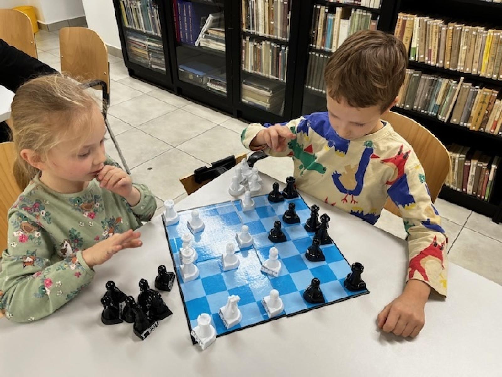 Zdjęcie w galerii na portalu naszraciborz.pl: Biblioteczne kluby polecają się na nowy rok wiadomości z regionu