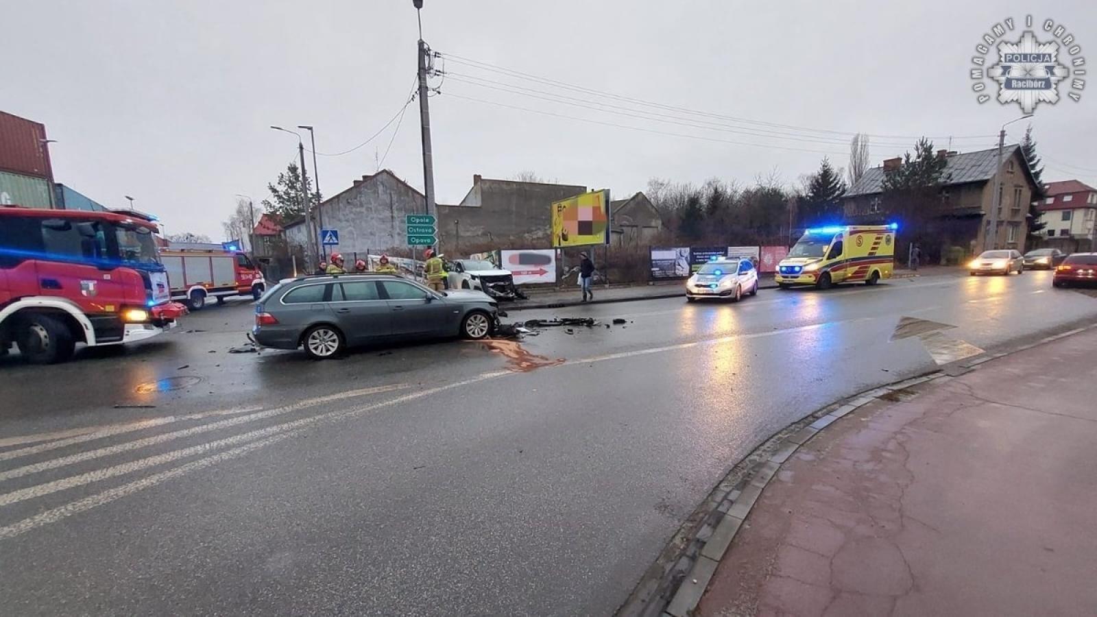 Zdjęcie w galerii na portalu naszraciborz.pl: Zderzenie na Łąkowej. Sprawa trafi przed oblicze sądu wiadomości z regionu
