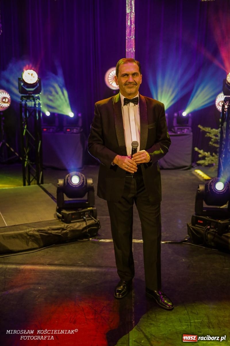 Zdjęcie w galerii na portalu naszraciborz.pl: Wielka gala sylwestrowa w RCK. Tak raciborzanie witali nowy rok wiadomości z regionu