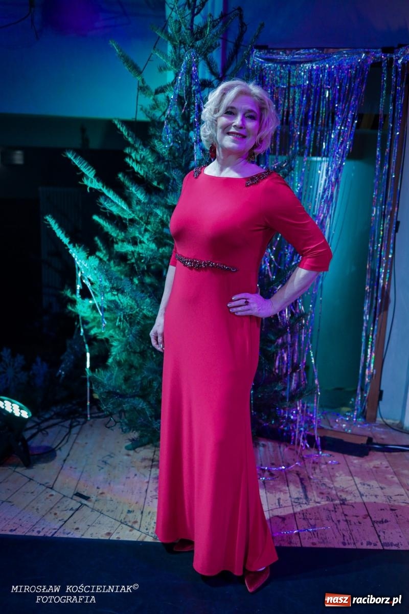 Zdjęcie w galerii na portalu naszraciborz.pl: Wielka gala sylwestrowa w RCK. Tak raciborzanie witali nowy rok wiadomości z regionu