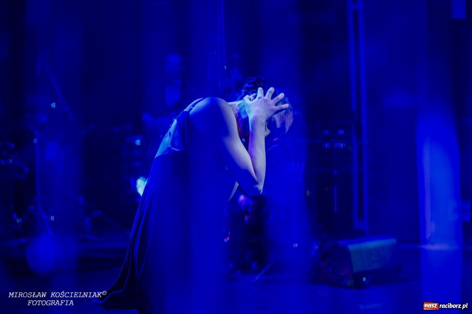 Zdjęcie w galerii na portalu naszraciborz.pl: Wielka gala sylwestrowa w RCK. Tak raciborzanie witali nowy rok wiadomości z regionu