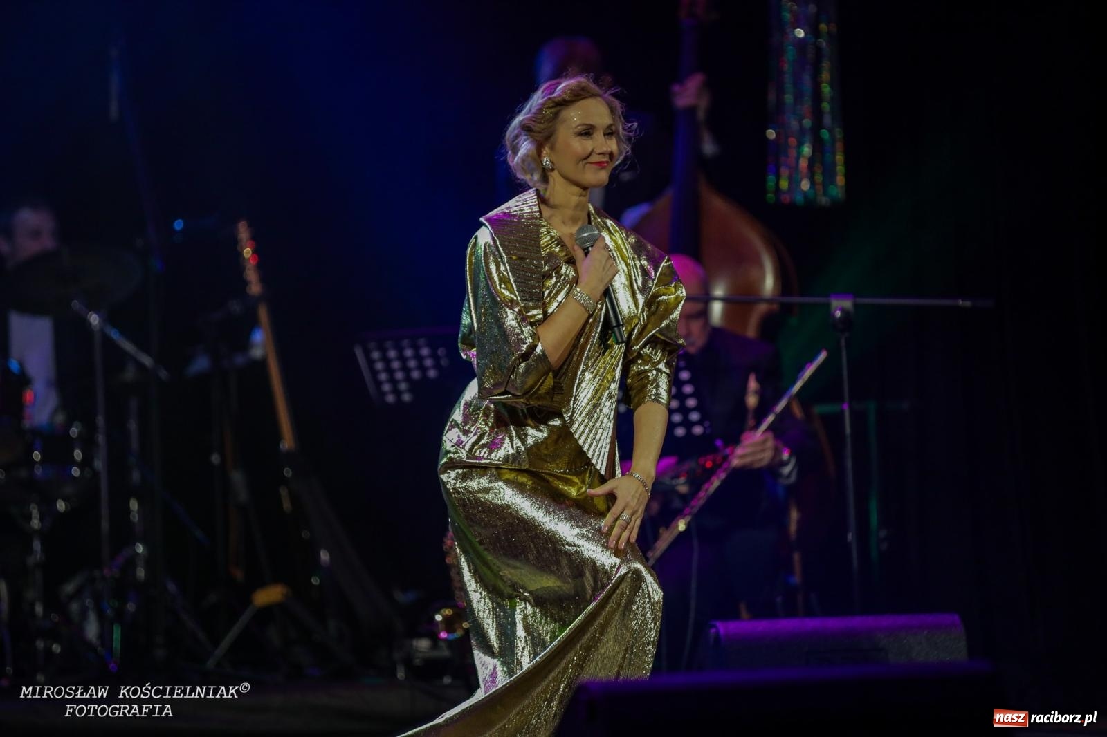 Zdjęcie w galerii na portalu naszraciborz.pl: Wielka gala sylwestrowa w RCK. Tak raciborzanie witali nowy rok wiadomości z regionu