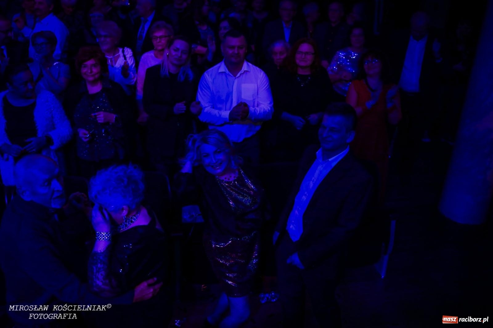 Zdjęcie w galerii na portalu naszraciborz.pl: Wielka gala sylwestrowa w RCK. Tak raciborzanie witali nowy rok wiadomości z regionu