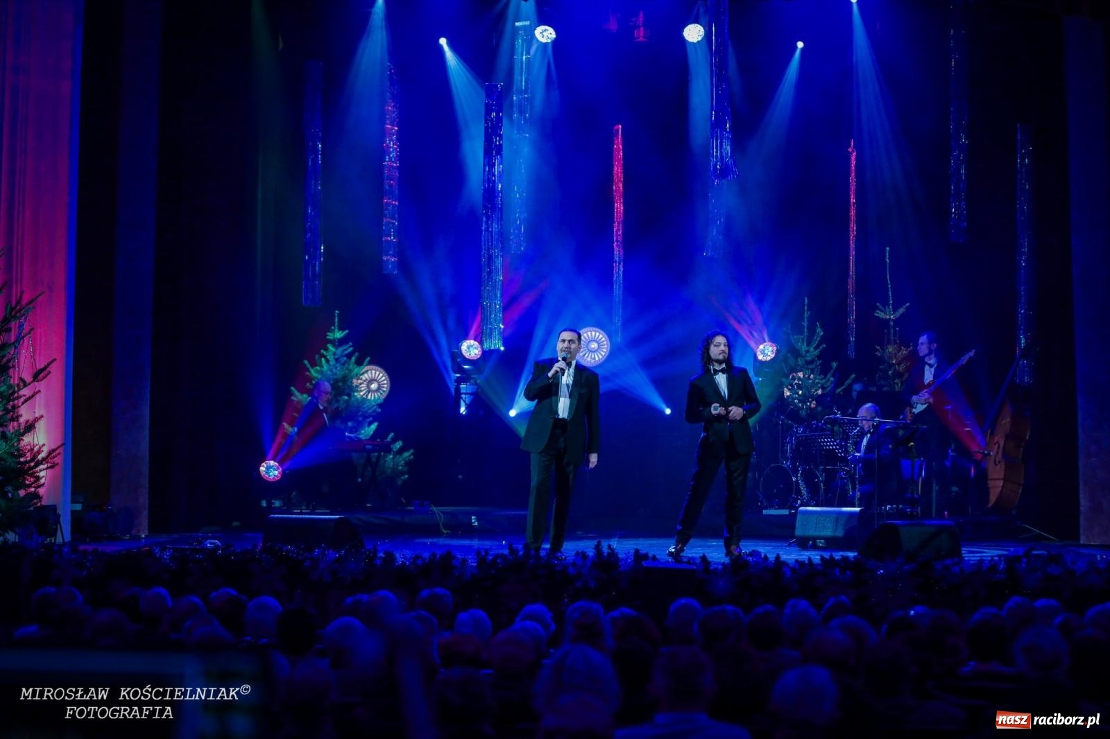 Zdjęcie w galerii na portalu naszraciborz.pl: Wielka gala sylwestrowa w RCK. Tak raciborzanie witali nowy rok wiadomości z regionu