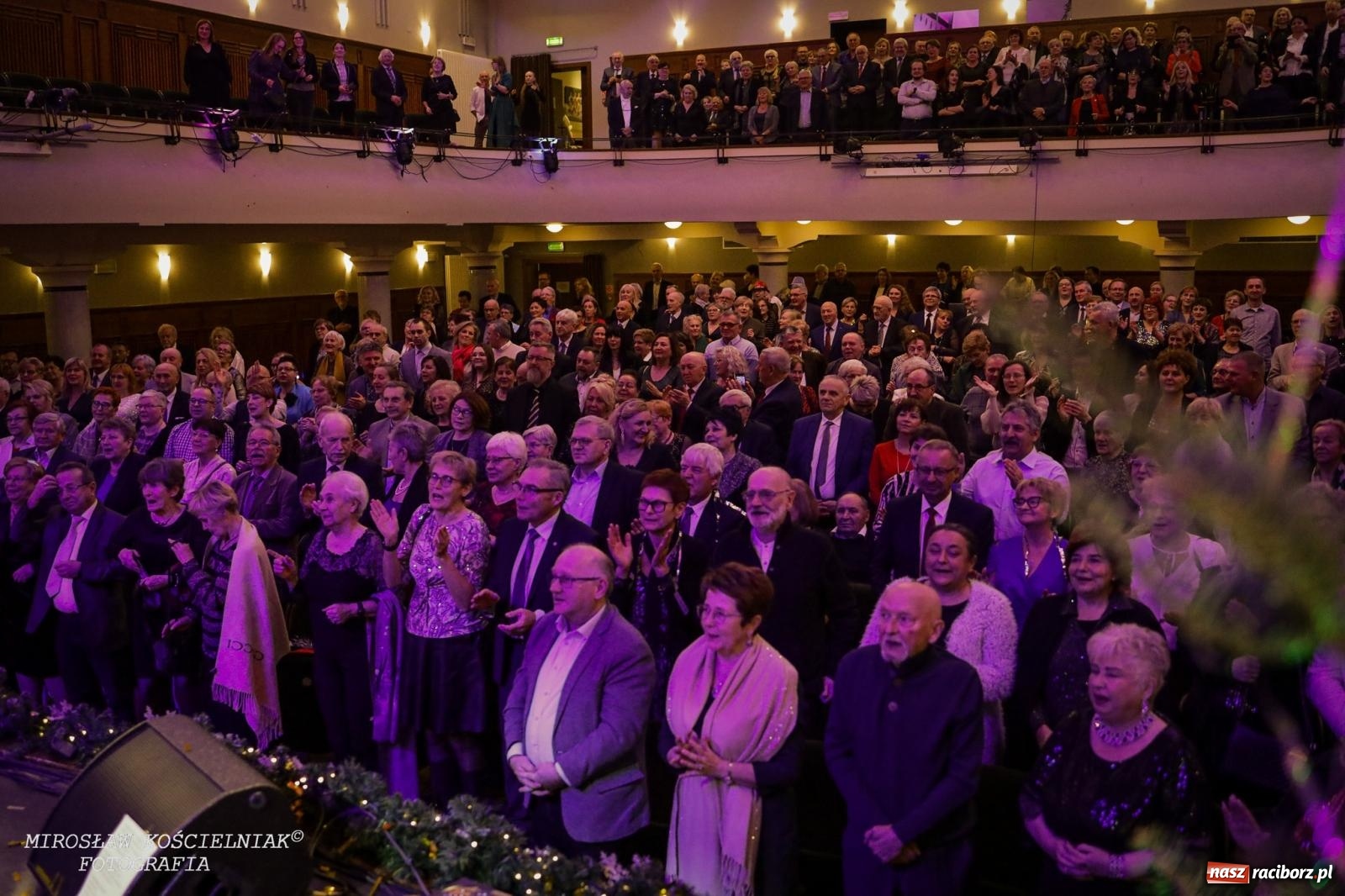 Zdjęcie w galerii na portalu naszraciborz.pl: Wielka gala sylwestrowa w RCK. Tak raciborzanie witali nowy rok wiadomości z regionu