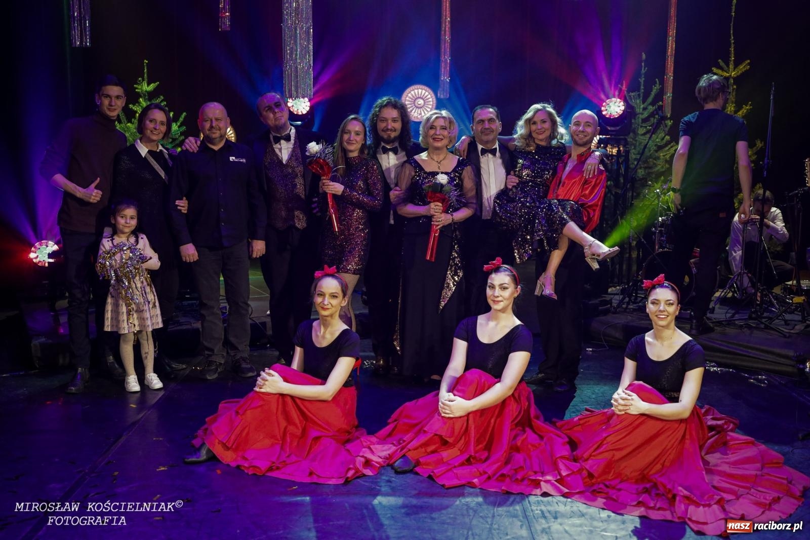 Zdjęcie w galerii na portalu naszraciborz.pl: Wielka gala sylwestrowa w RCK. Tak raciborzanie witali nowy rok wiadomości z regionu