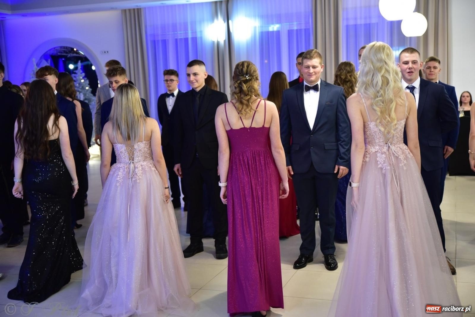 Zdjęcie w galerii na portalu naszraciborz.pl: Studniówka ZSOMS w Raciborzu na bis! [FOTO] wiadomości z regionu