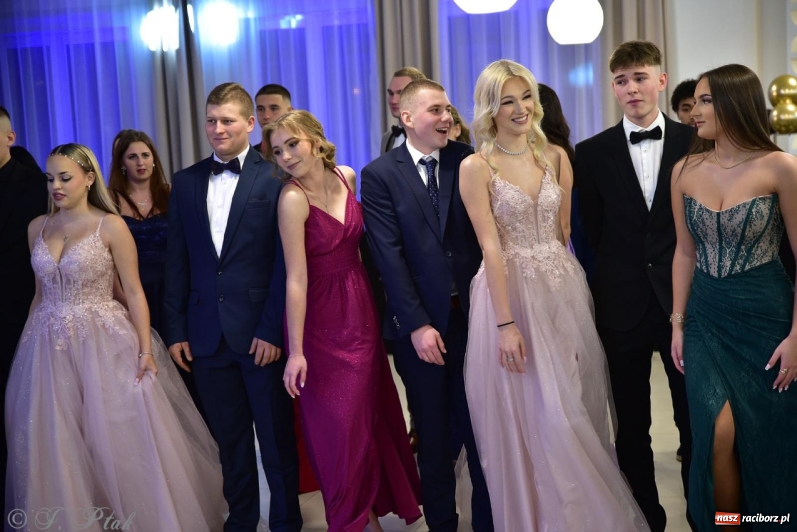 Zdjęcie w galerii na portalu naszraciborz.pl: Studniówka ZSOMS w Raciborzu na bis! [FOTO] wiadomości z regionu