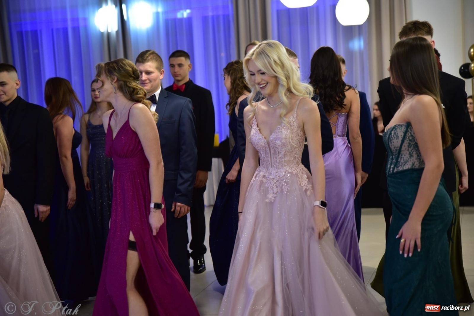 Zdjęcie w galerii na portalu naszraciborz.pl: Studniówka ZSOMS w Raciborzu na bis! [FOTO] wiadomości z regionu