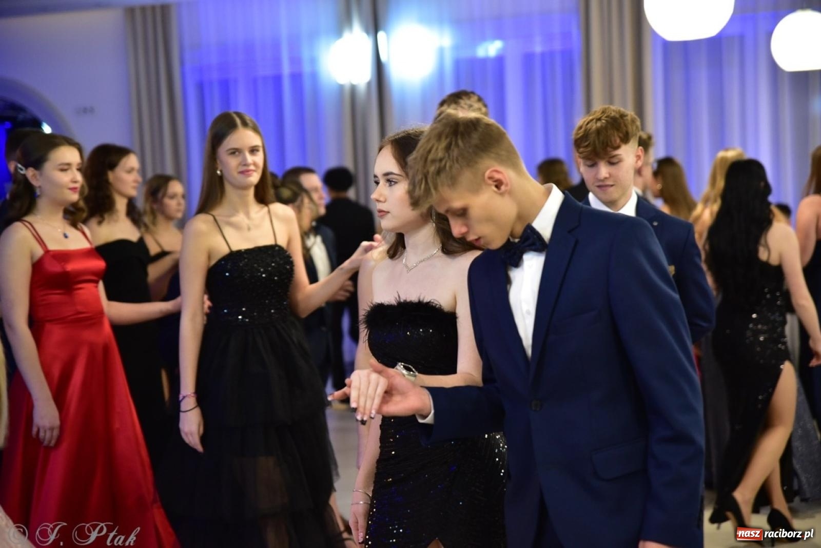 Zdjęcie w galerii na portalu naszraciborz.pl: Studniówka ZSOMS w Raciborzu na bis! [FOTO] wiadomości z regionu