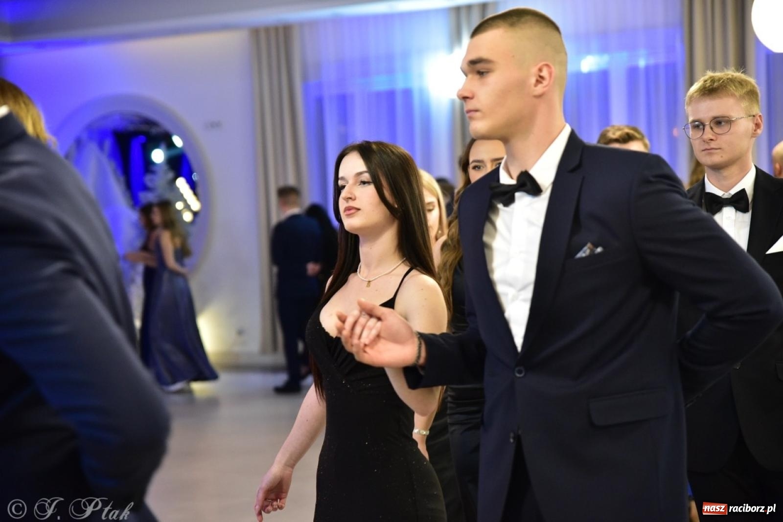 Zdjęcie w galerii na portalu naszraciborz.pl: Studniówka ZSOMS w Raciborzu na bis! [FOTO] wiadomości z regionu