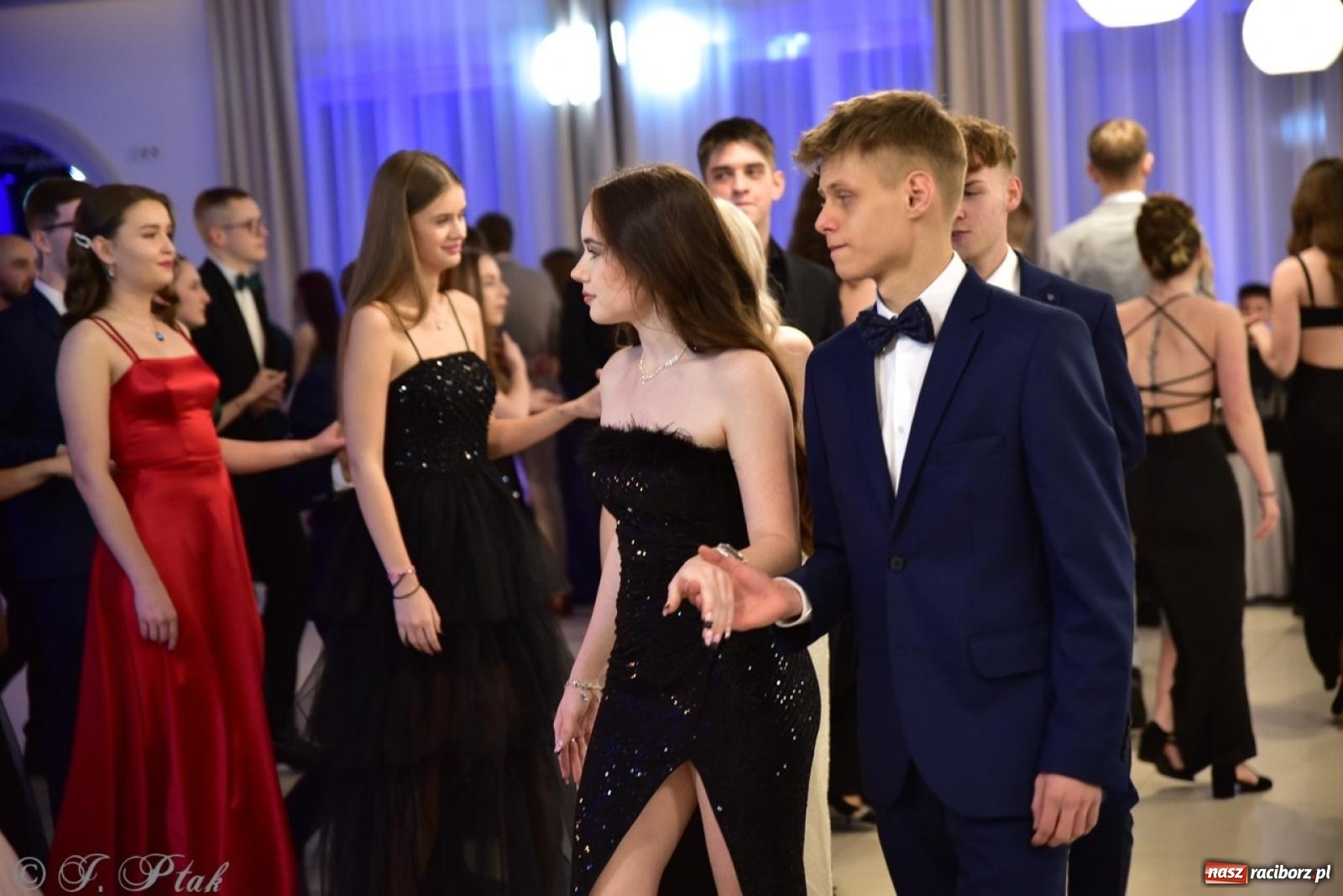 Zdjęcie w galerii na portalu naszraciborz.pl: Studniówka ZSOMS w Raciborzu na bis! [FOTO] wiadomości z regionu