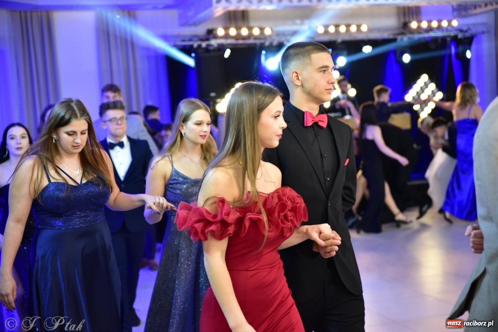 Zdjęcie w galerii na portalu naszraciborz.pl: Studniówka ZSOMS w Raciborzu na bis! [FOTO] wiadomości z regionu