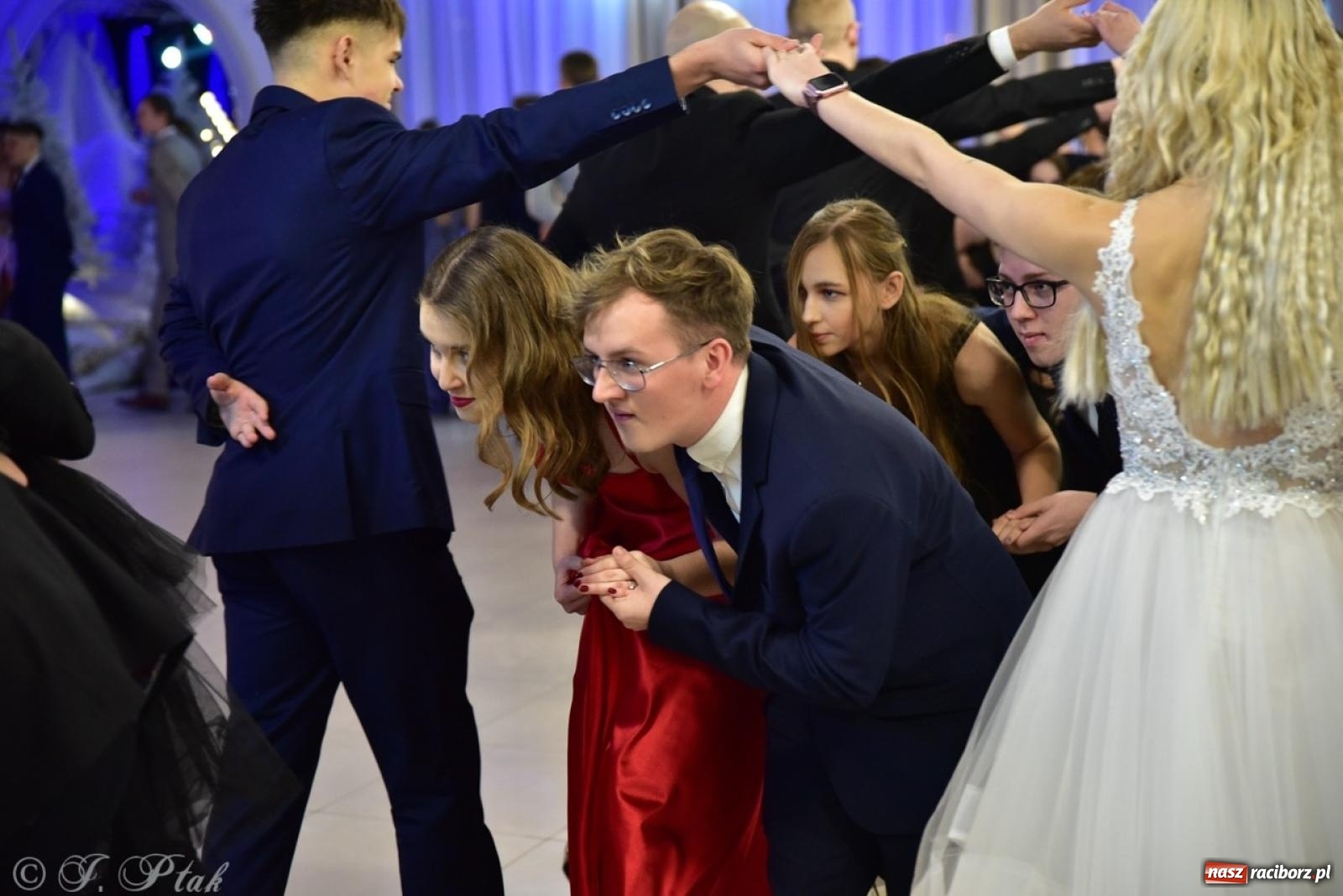 Zdjęcie w galerii na portalu naszraciborz.pl: Studniówka ZSOMS w Raciborzu na bis! [FOTO] wiadomości z regionu