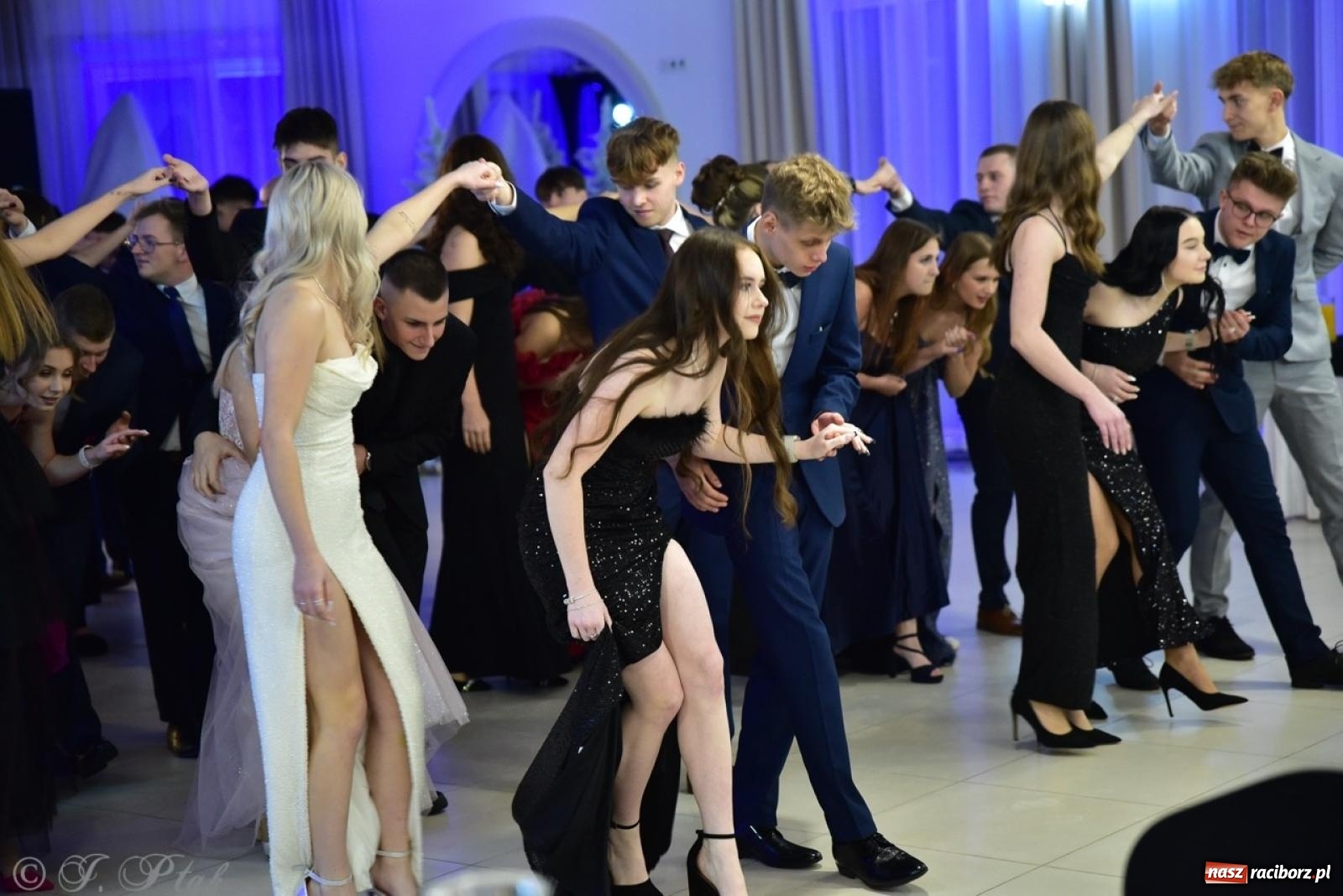 Zdjęcie w galerii na portalu naszraciborz.pl: Studniówka ZSOMS w Raciborzu na bis! [FOTO] wiadomości z regionu