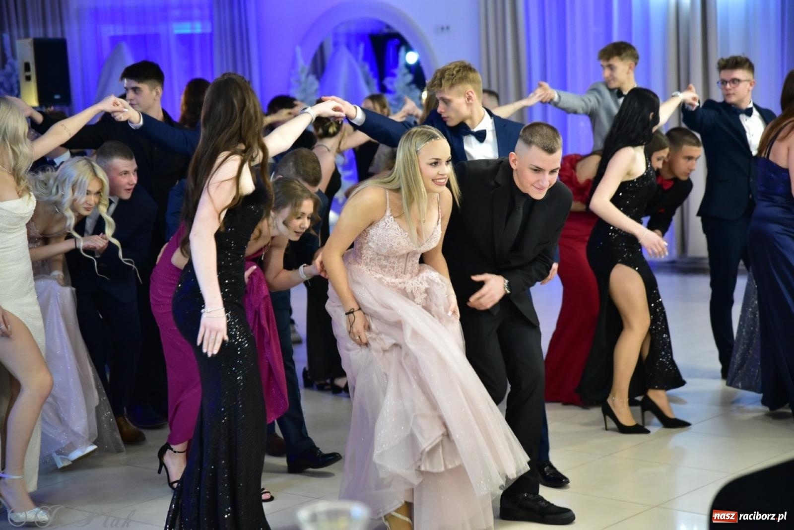 Zdjęcie w galerii na portalu naszraciborz.pl: Studniówka ZSOMS w Raciborzu na bis! [FOTO] wiadomości z regionu