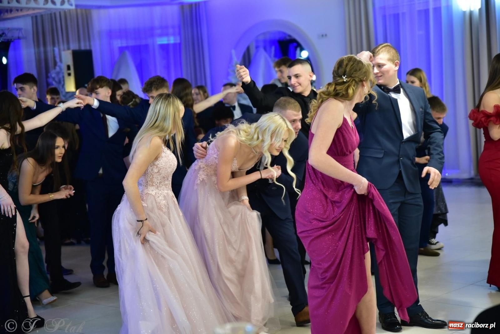 Zdjęcie w galerii na portalu naszraciborz.pl: Studniówka ZSOMS w Raciborzu na bis! [FOTO] wiadomości z regionu