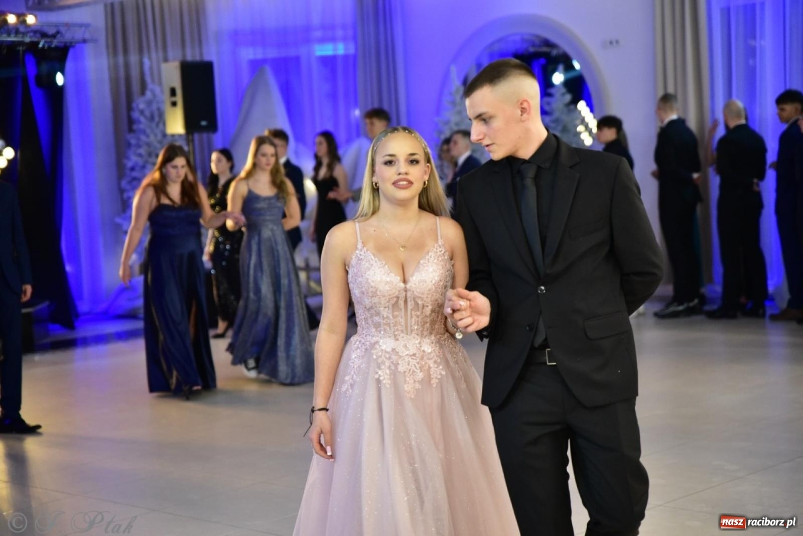 Zdjęcie w galerii na portalu naszraciborz.pl: Studniówka ZSOMS w Raciborzu na bis! [FOTO] wiadomości z regionu