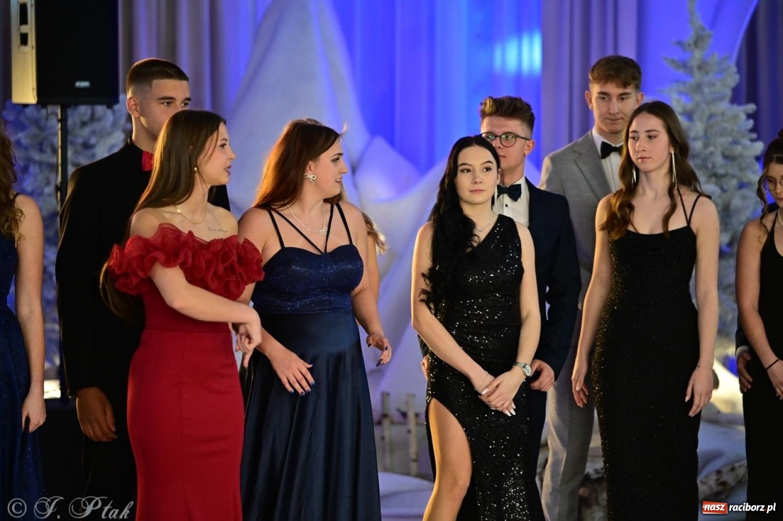 Zdjęcie w galerii na portalu naszraciborz.pl: Studniówka ZSOMS w Raciborzu na bis! [FOTO] wiadomości z regionu