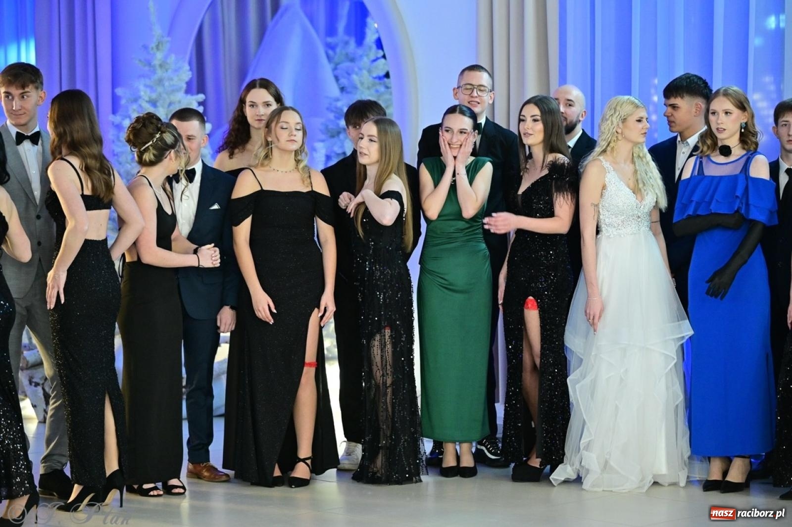 Zdjęcie w galerii na portalu naszraciborz.pl: Studniówka ZSOMS w Raciborzu na bis! [FOTO] wiadomości z regionu