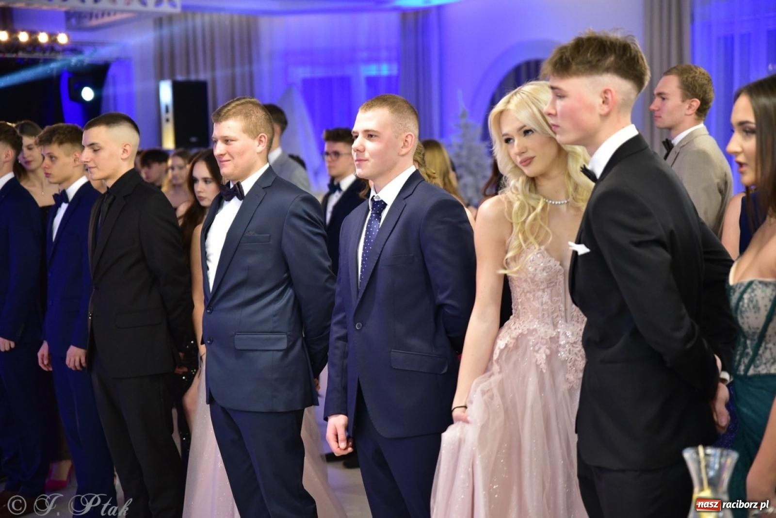 Zdjęcie w galerii na portalu naszraciborz.pl: Studniówka ZSOMS w Raciborzu na bis! [FOTO] wiadomości z regionu