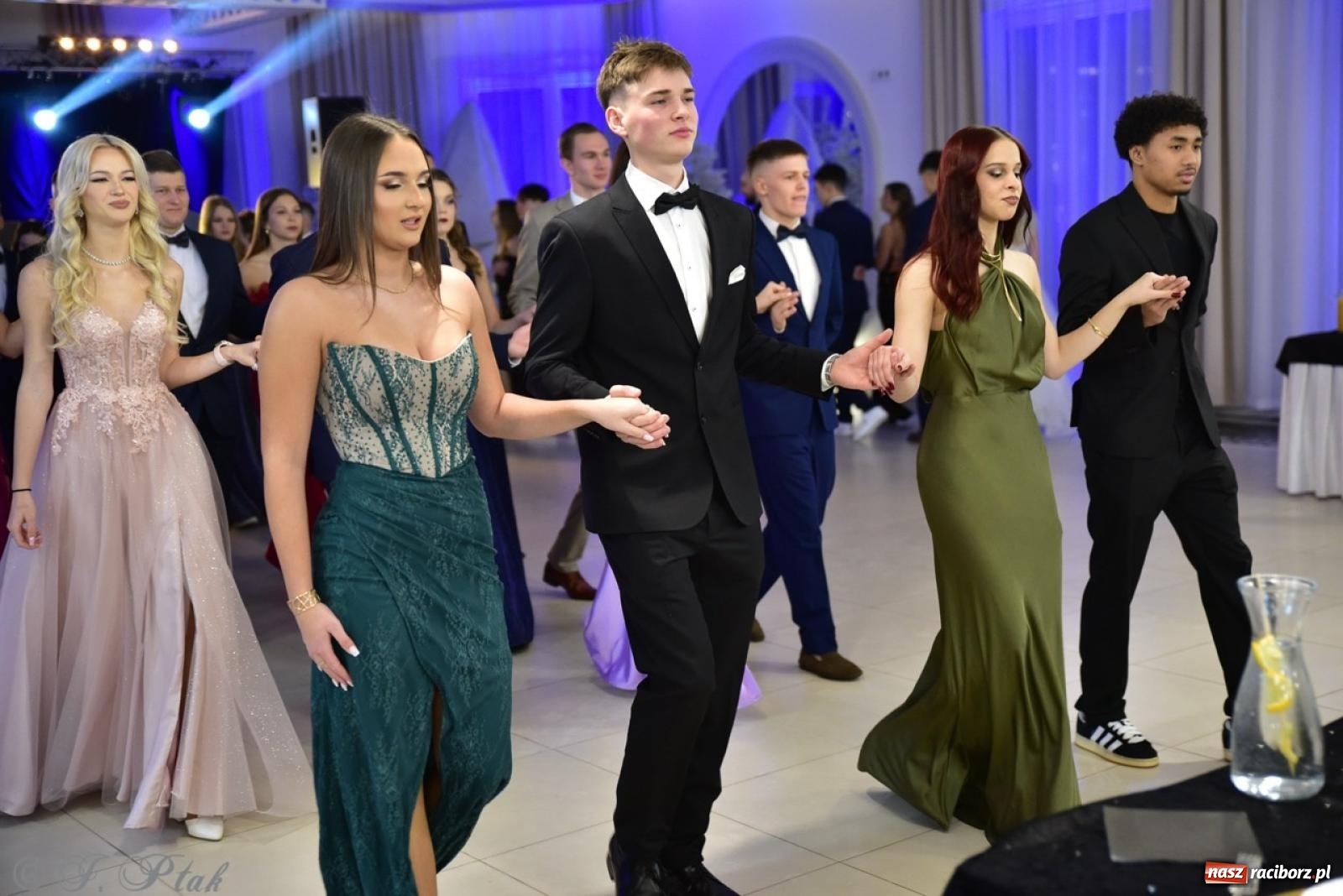 Zdjęcie w galerii na portalu naszraciborz.pl: Studniówka ZSOMS w Raciborzu na bis! [FOTO] wiadomości z regionu