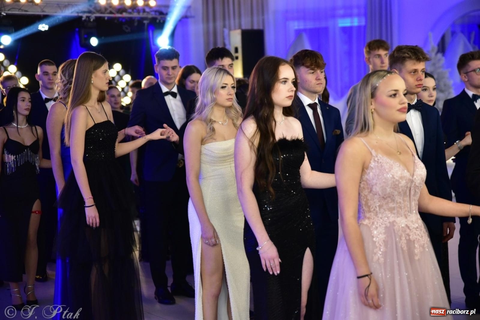 Zdjęcie w galerii na portalu naszraciborz.pl: Studniówka ZSOMS w Raciborzu na bis! [FOTO] wiadomości z regionu