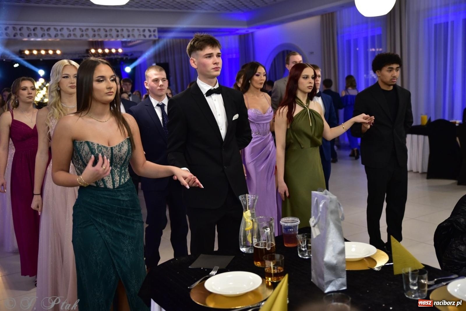 Zdjęcie w galerii na portalu naszraciborz.pl: Studniówka ZSOMS w Raciborzu na bis! [FOTO] wiadomości z regionu