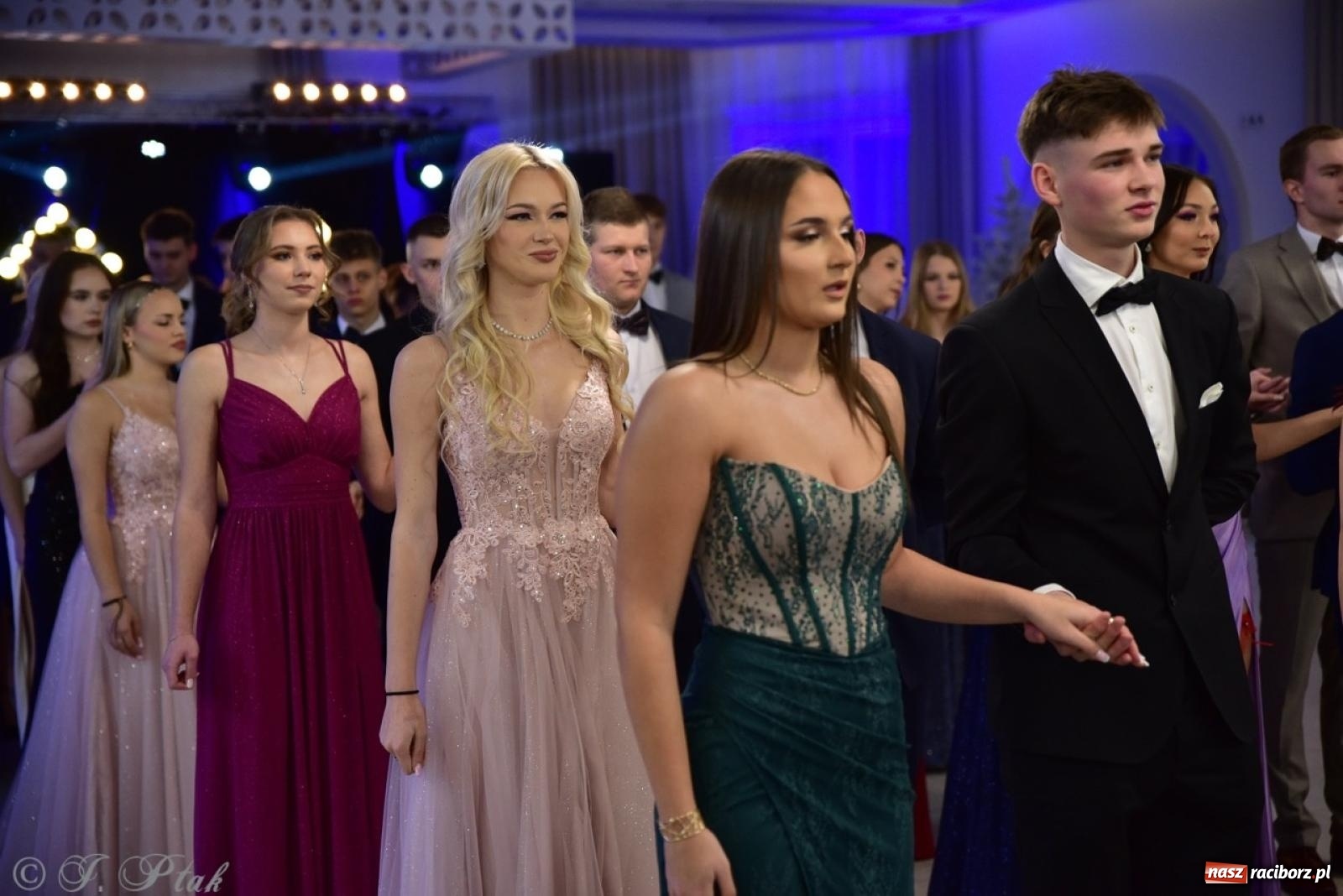 Zdjęcie w galerii na portalu naszraciborz.pl: Studniówka ZSOMS w Raciborzu na bis! [FOTO] wiadomości z regionu