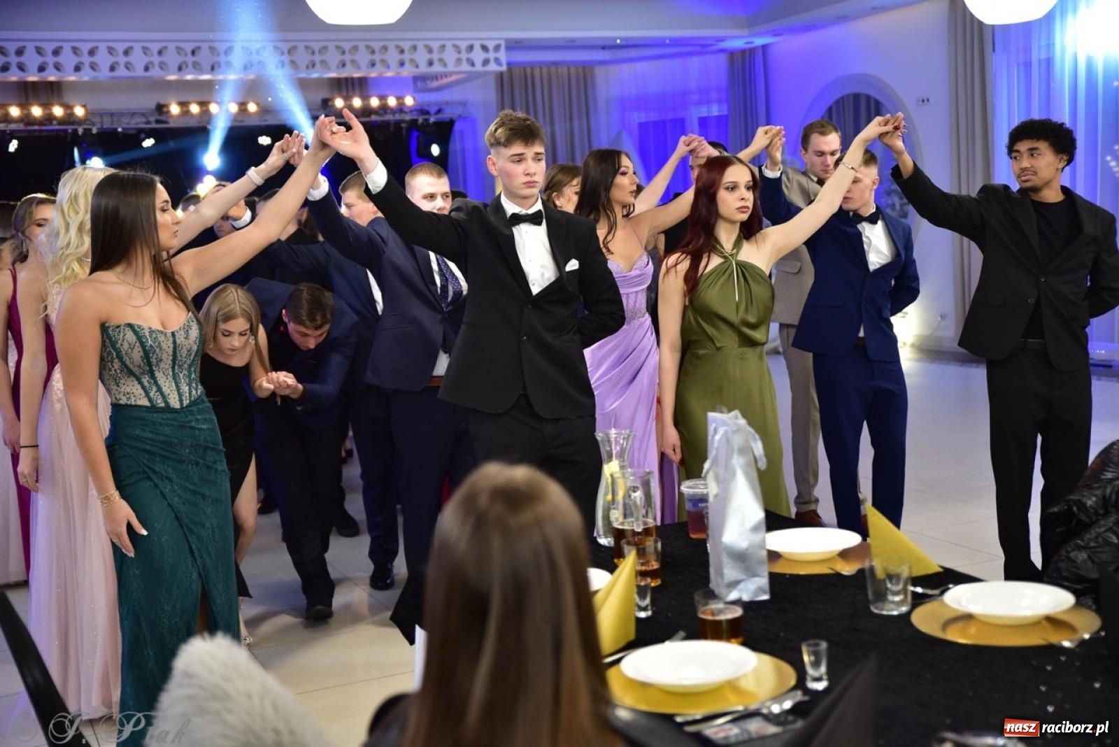 Zdjęcie w galerii na portalu naszraciborz.pl: Studniówka ZSOMS w Raciborzu na bis! [FOTO] wiadomości z regionu