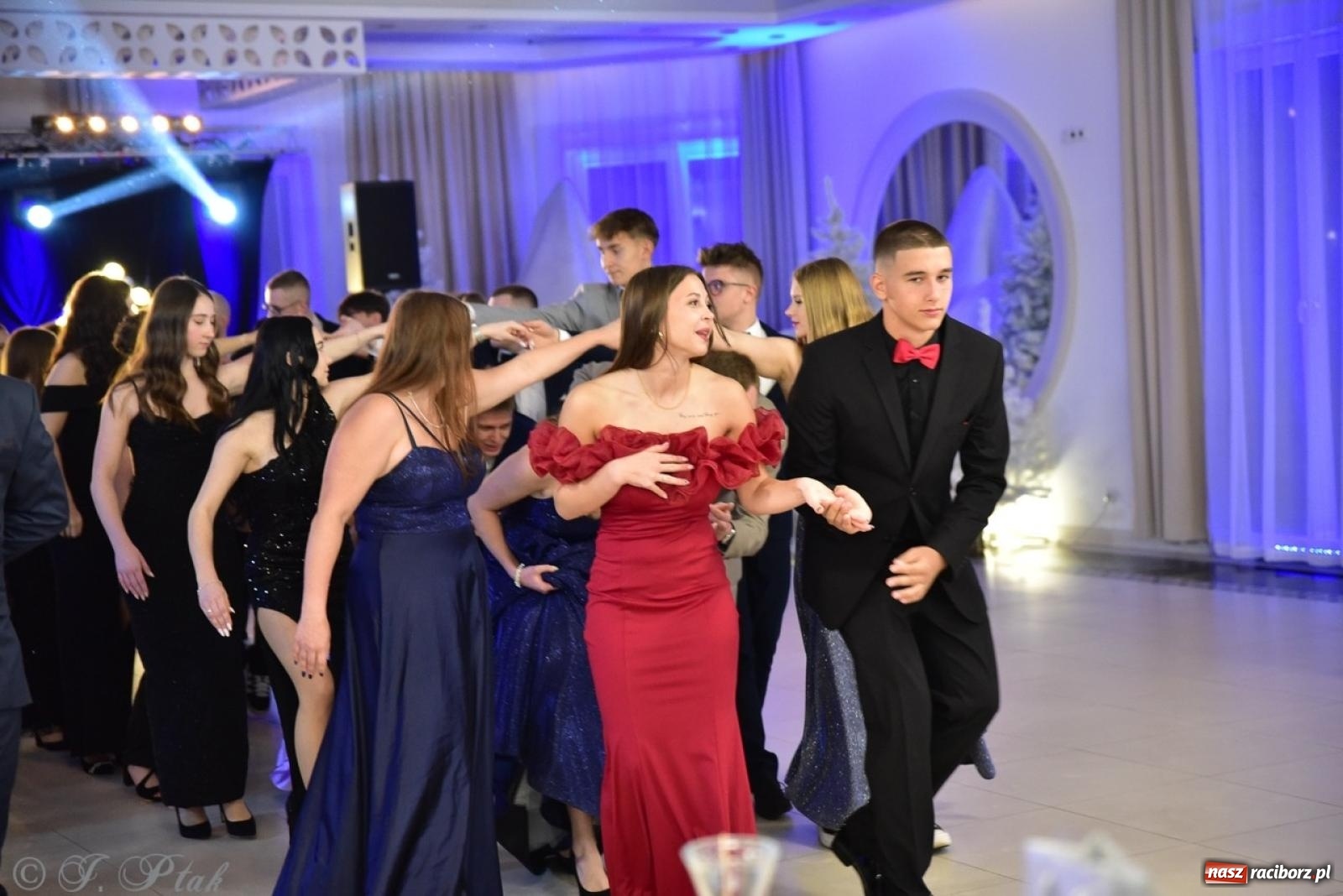 Zdjęcie w galerii na portalu naszraciborz.pl: Studniówka ZSOMS w Raciborzu na bis! [FOTO] wiadomości z regionu