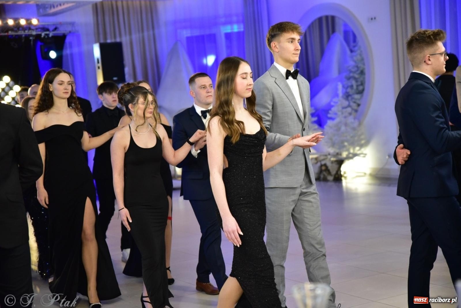 Zdjęcie w galerii na portalu naszraciborz.pl: Studniówka ZSOMS w Raciborzu na bis! [FOTO] wiadomości z regionu