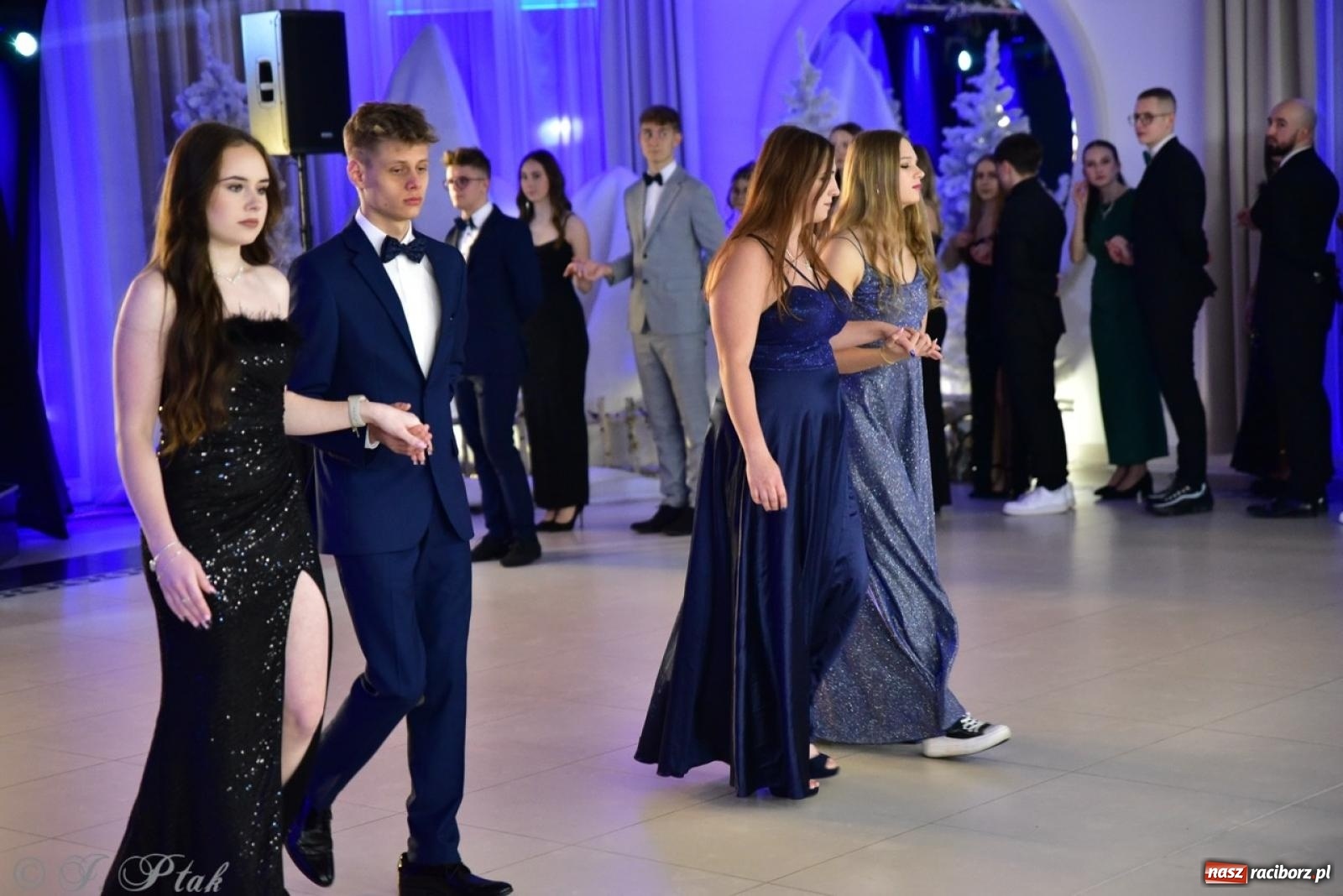 Zdjęcie w galerii na portalu naszraciborz.pl: Studniówka ZSOMS w Raciborzu na bis! [FOTO] wiadomości z regionu