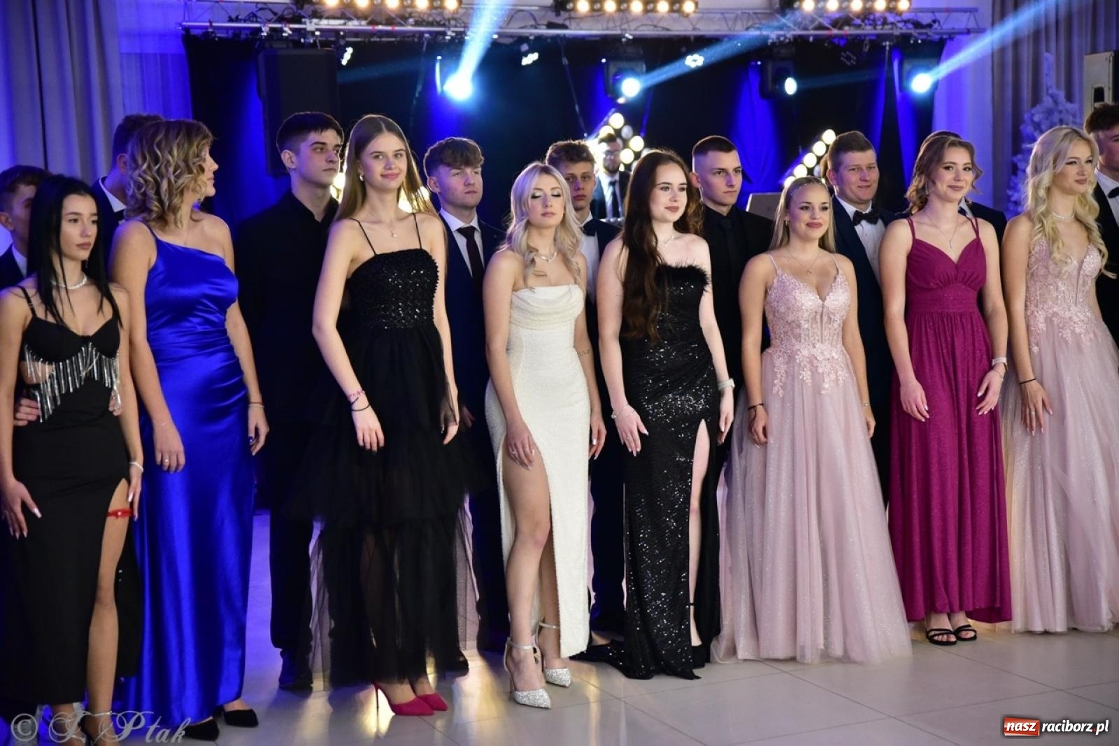 Zdjęcie w galerii na portalu naszraciborz.pl: Studniówka ZSOMS w Raciborzu na bis! [FOTO] wiadomości z regionu