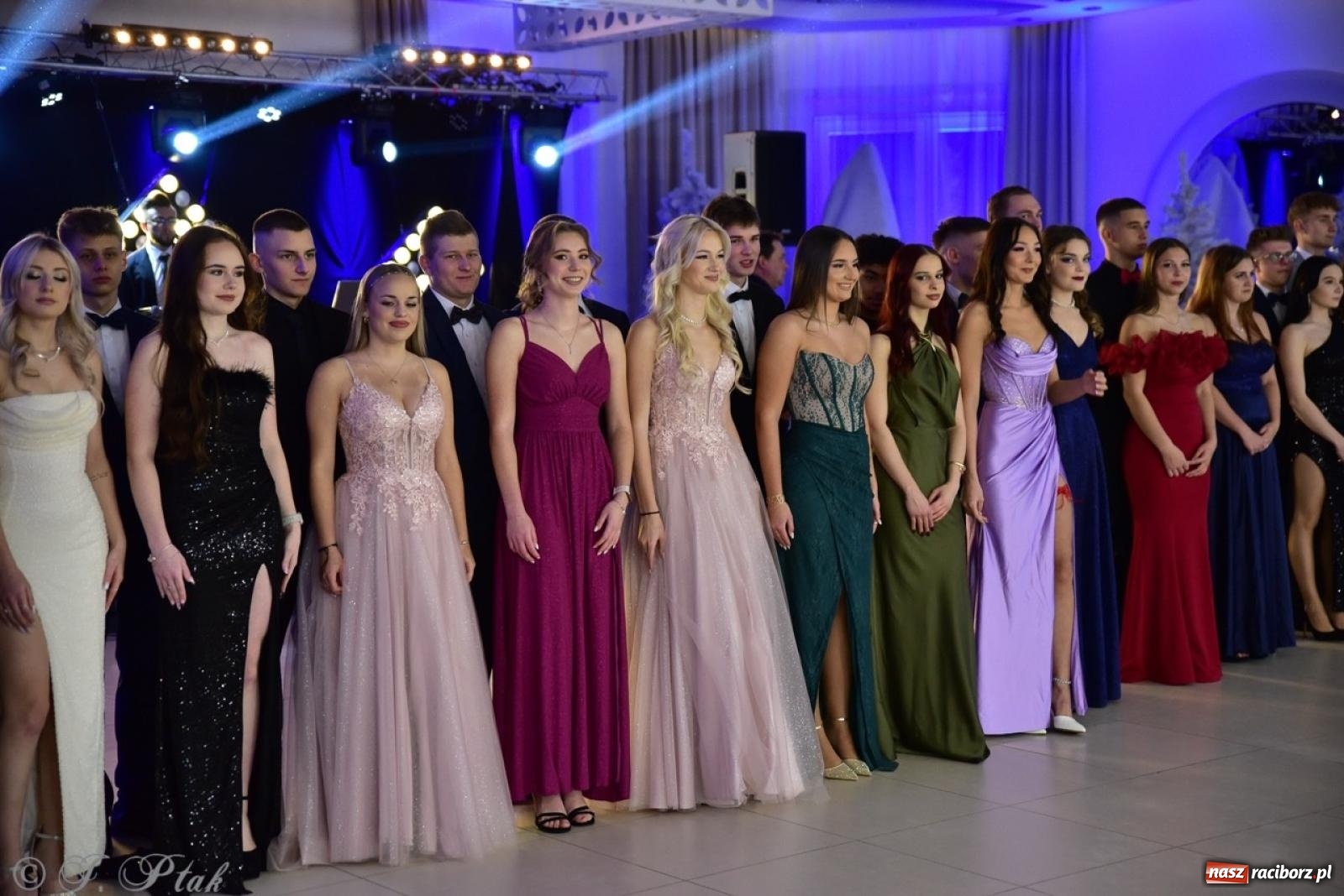 Zdjęcie w galerii na portalu naszraciborz.pl: Studniówka ZSOMS w Raciborzu na bis! [FOTO] wiadomości z regionu