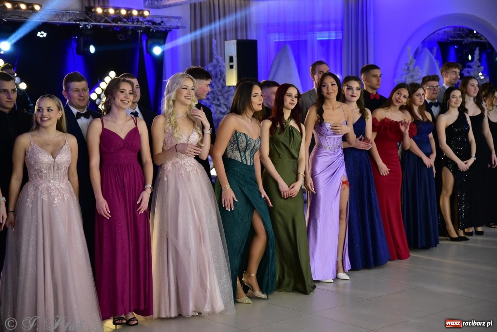 Zdjęcie w galerii na portalu naszraciborz.pl: Studniówka ZSOMS w Raciborzu na bis! [FOTO] wiadomości z regionu