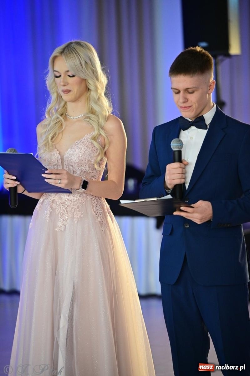 Zdjęcie w galerii na portalu naszraciborz.pl: Studniówka ZSOMS w Raciborzu na bis! [FOTO] wiadomości z regionu