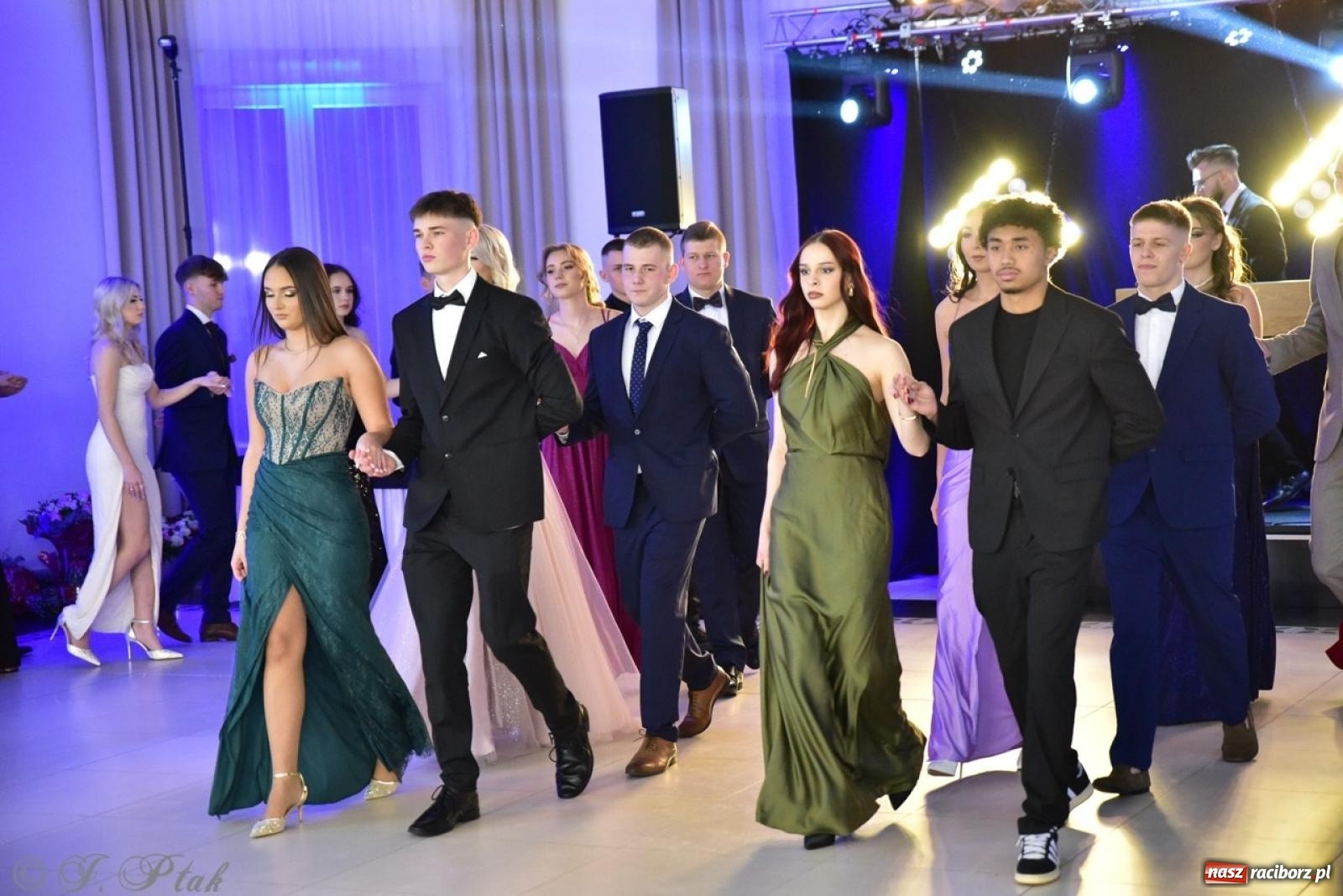 Zdjęcie w galerii na portalu naszraciborz.pl: Studniówka ZSOMS w Raciborzu na bis! [FOTO] wiadomości z regionu