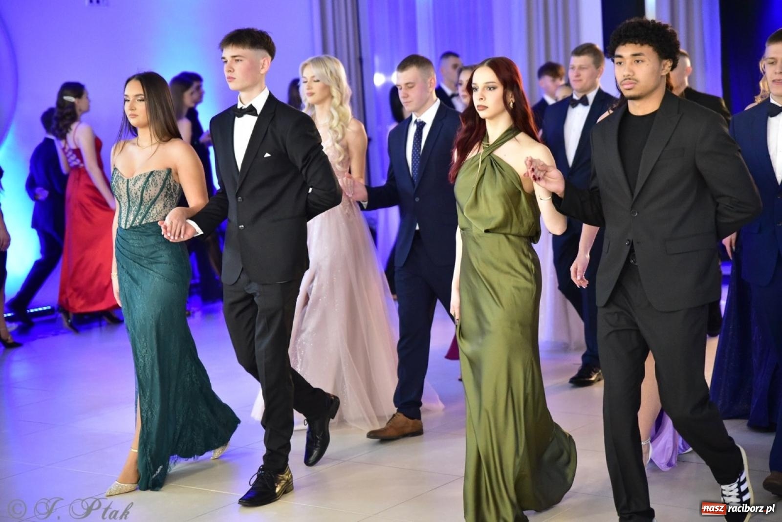 Zdjęcie w galerii na portalu naszraciborz.pl: Studniówka ZSOMS w Raciborzu na bis! [FOTO] wiadomości z regionu